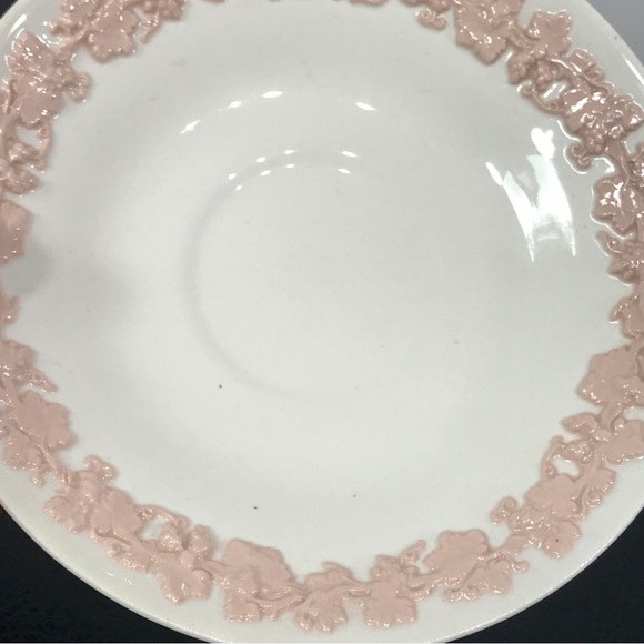 Wedgwood Etruria Embossed Queens Ware Pink on White Tea Cup Saucer Set England - Picture 13 of 16